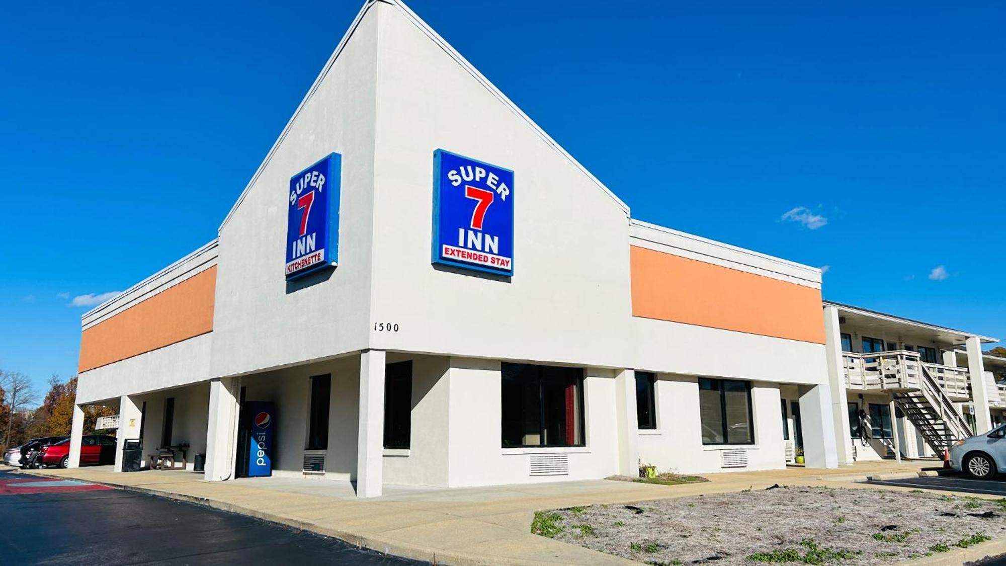 Super 7 Inn By Oyo Tupelo Hwy 178 Exterior photo